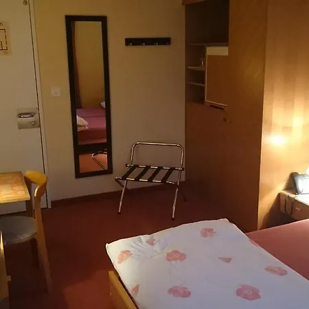 Restaurant La Plage Hotel 2*